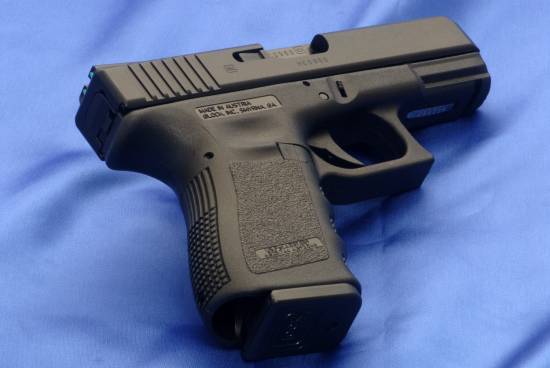 Glock 38 (right-behind)