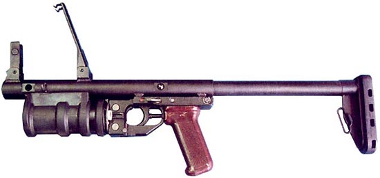 РГМ-40 в боевом положении приклад выдвинут