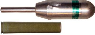 30-мм граната БМЯ-31 «Ящерица» (вверху) 9-мм специальный бесшумный вышибной патрон ПМАМ «Мундштук» (внизу)