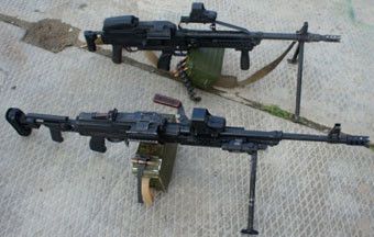 Спецслужбы получили опытные образцы пулемета «Печенег», в котором спусковой крючок находится спереди от магазина