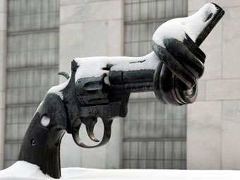 В интернет попал список владеющих оружием нью-йоркцев