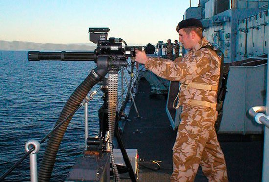 Французские моряки получили шестиствольные пулеметы Minigun