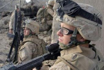 Морские пехотинцы США в шлемах LWH