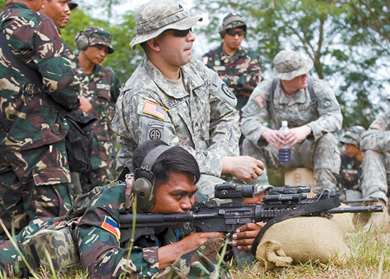 Сухопутные войска Филиппин получат 63 тыс. винтовок M4