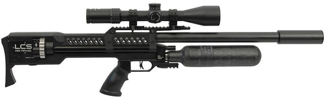 Пневматическая винтовка с предварительной накачкой (РСР) LCS SK-19 
выпускается в калибрах 5,5 мм и 6,35 мм и может стрелять как одиночными 
выстрелами, так и очередями