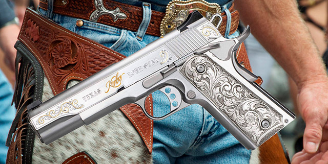 Художественная отделка пистолета Kimber 1911 Техас Lonestar выполнена в традиционном техасском стиле