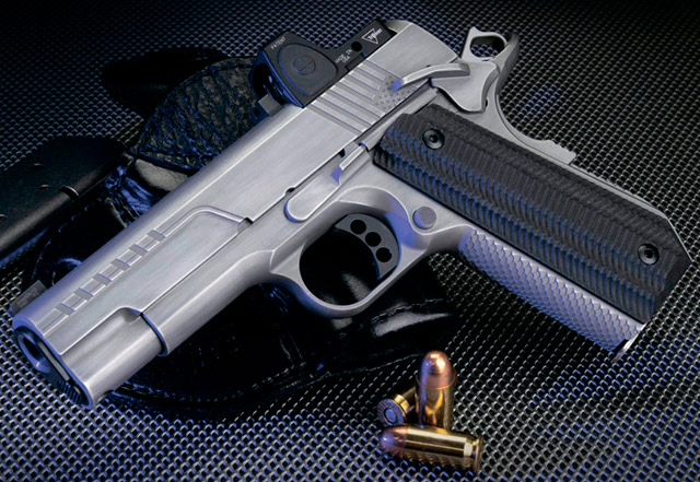Новый пистолет Ed Brown FX2 с коллиматорным прицелом Trijicon RMRcc
