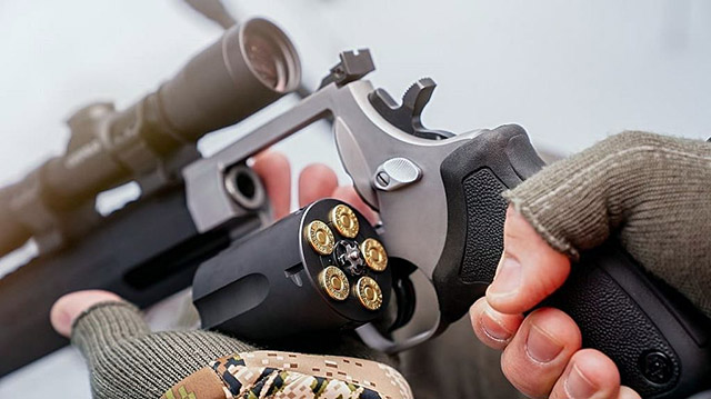 Линейка револьверов Raging Hunter фирмы Taurus пополнилась моделью калибром .460 S&W