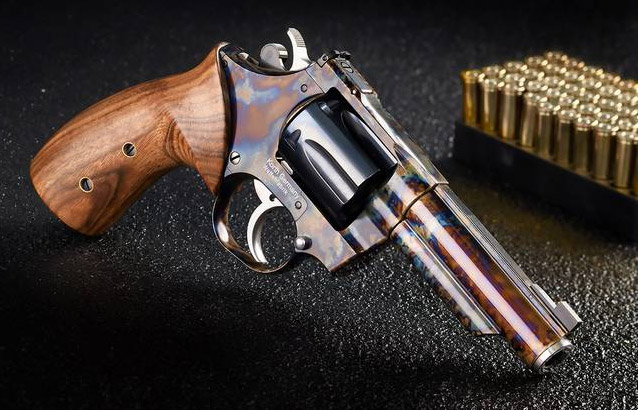 Револьвер Korth Vintage со стволом 4 дюйма