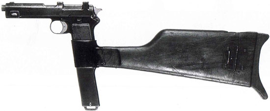 Repetierpistole M1912/16 (Steyr M1912/16) с установленной кобурой-прикладом