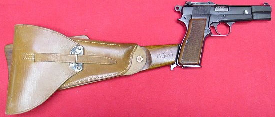 Browning FN 9 mm Mk I (в варианте № 1 Mk I *) с примкнутым прикладом
