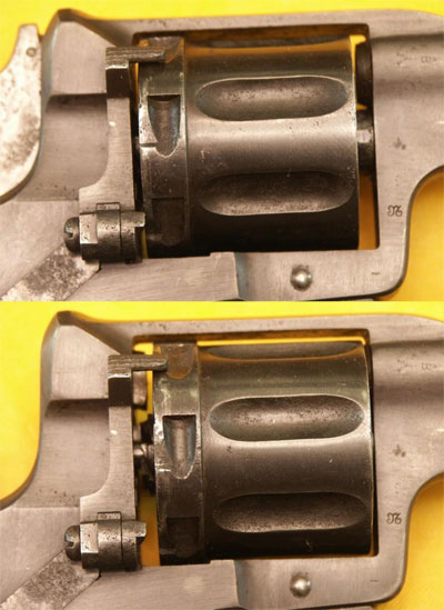 расположение барабана револьвера Nagant M 1895 со спущенным (вверху) и взведенным (внизу) курком