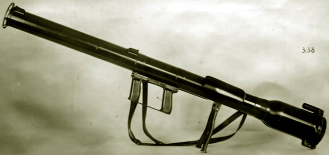 «Динамореактивный гранатомет Р-1» на испытаниях в НИПСВМО МВС СССР