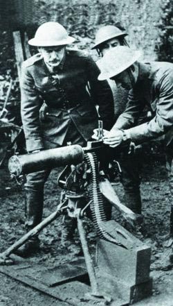 Американские солдаты со станковым пулеметом Браунинг М 1917. Франция. 1918 год
