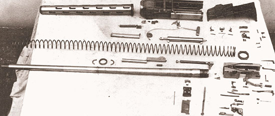 Пулемет «Модель 5» калибра 12,7 мм после полной разборки