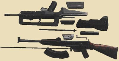 Французская 5,56-мм автоматическая винтовка FAMAS (сверху) и 7,62-мм автомат Коробова ТКБ-517 (снизу) в разобранном виде