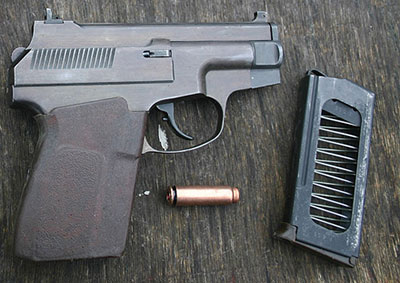 7,62-мм пистолет специальный самозарядный ПСС со специальным патроном СП. 4 и 6-зарядным магазином