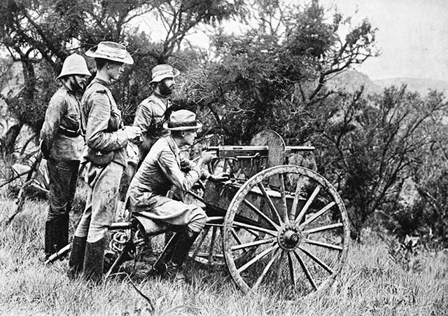 Британские солдаты с пулемётом Кольта в ходе Англо-бурской войны