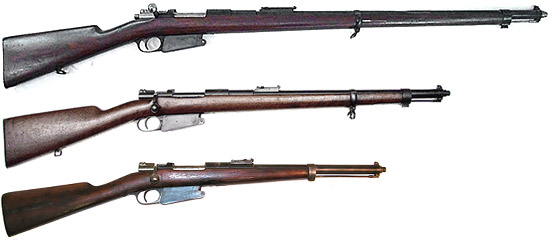 Сверху - вниз: винтовка образца 1889 года, артиллерийский карабин образца 1904 года, кавалерийский карабин образца 1892 года