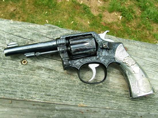 Smith & Wesson (with engraving)