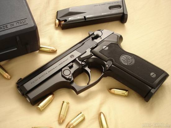 Beretta (pistol with ammunition)
