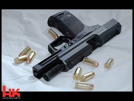 Универсальный самозарядный пистолет HK USP