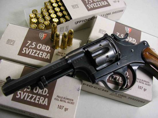 Munition revolver