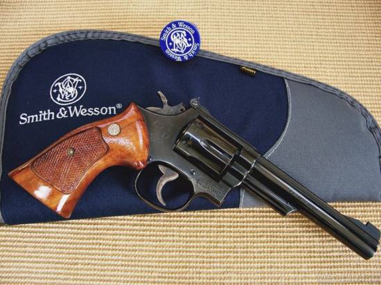 S&W (Smith & Wesson Firearms Co.)