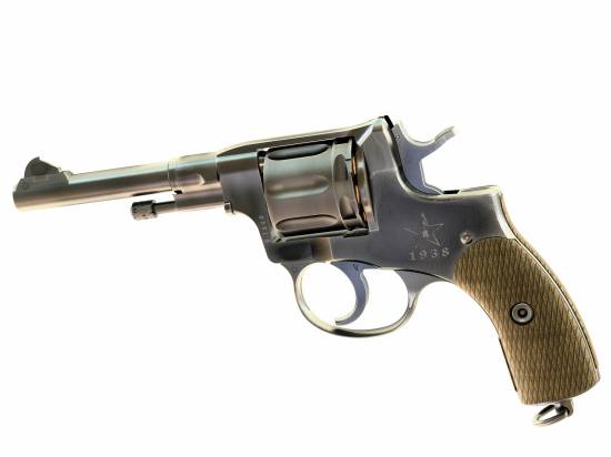 Наган - легендарный русский револьвер