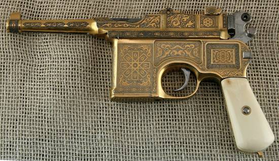 Mauser C96 (gold plated, engraved)