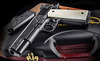 Nighthawk Custom VIP Black 1911 «jewel»