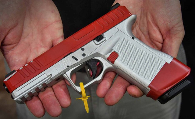 ZRO Delta Z9 в исполнении красный / серебряный калибра 9мм Luger. Алюминиевая рамка в передней части 