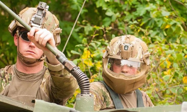 Система IHPS (Integrated
Head Protective System)