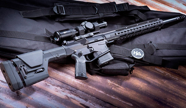 Новая домашняя страница HERA Arms теперь имеет видео фон с кадрами продуктов HERA в действии