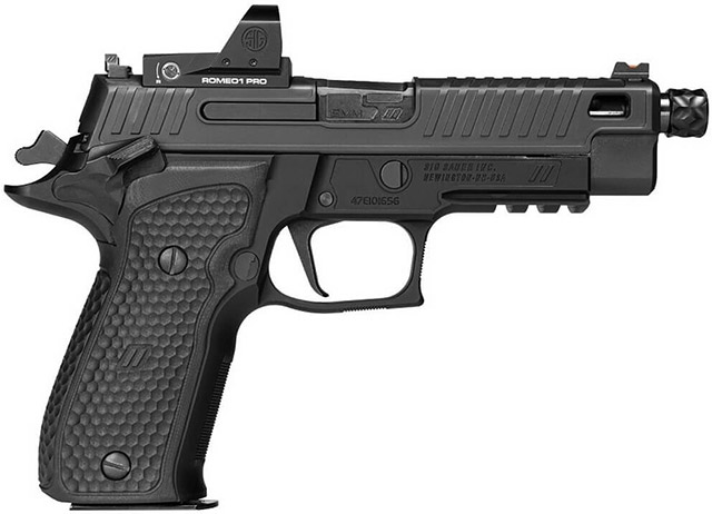 Пистолет SIG Sauer P226 ZEV SAO оснащается несамосвзводным УСМ