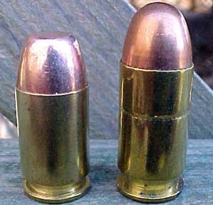 .45 GAP (слева) и .45 ACP (справа)