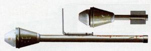 Германский противотанковый гранатомет Panzerfaust периода Второй Мировой войны