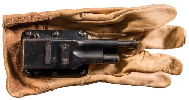 Пистолет-перчатка. Калибр 9,6 мм. Хейгт. США. 1944 г
