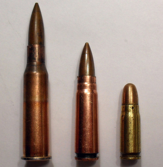 Советские патроны: винтовочный 7,62×54, промежуточный 7,62×39 и пистолетный 7,62×25