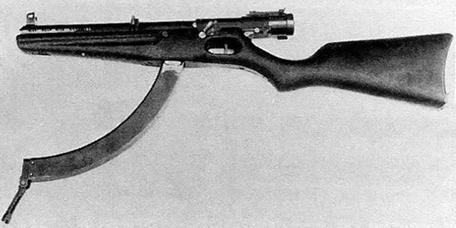 Пистолет-пулемёт Тип IIA образца 1934 года с магазином на 50 патронов