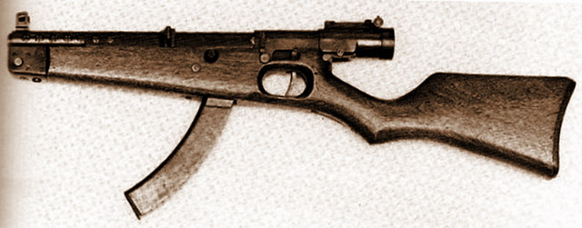 Экспериментальный пистолет-пулемёт Тип IIA образца 1942 года с магазином на 30 патронов