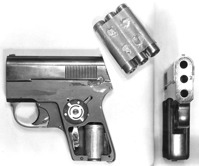 Бесшумный трёхствольный пистолет конструкции МГБ СССР