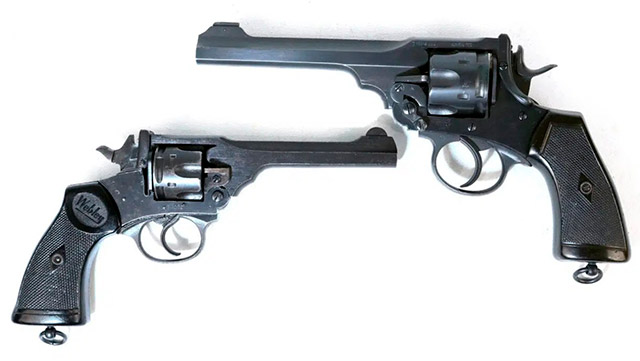 Револьвер Webley