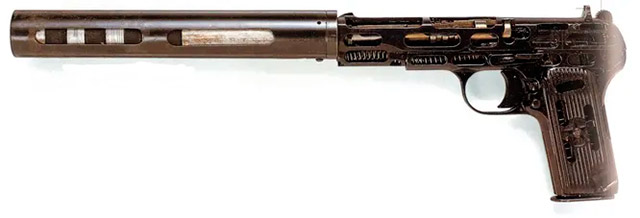 Пистолет Токарева ТТ-33 с глушителем, использовавший модифицированный 
дозвуковой патрон. Такое оружие было на вооружении советской военной 
контрразведки (СМЕРШ) в 1940-х.