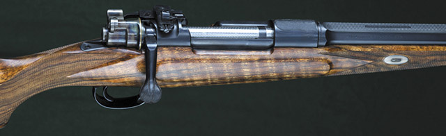 Охотничий карабин с классическим затворным механизмом Mauser 98